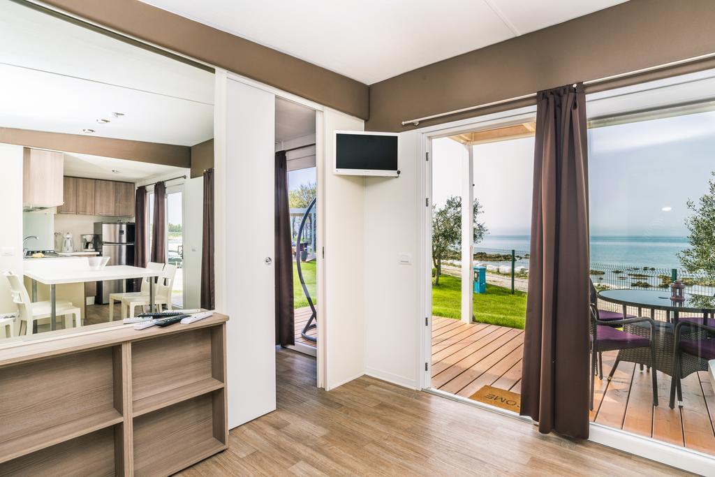 Mobile Homes Sunset Beach Zambratija  Exterior photo